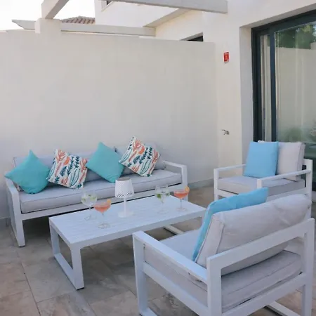 Luxury 3-bed Townhouse With Pool, El Paraiso Marbella Feriehus *