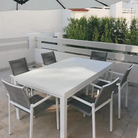 Luxury 3-bed Townhouse With Pool, El Paraiso Marbella * Estepona