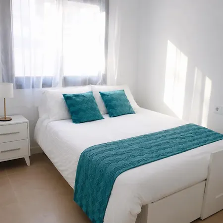 Luxury 3-bed Townhouse With Pool, El Paraiso Marbella Feriehus *